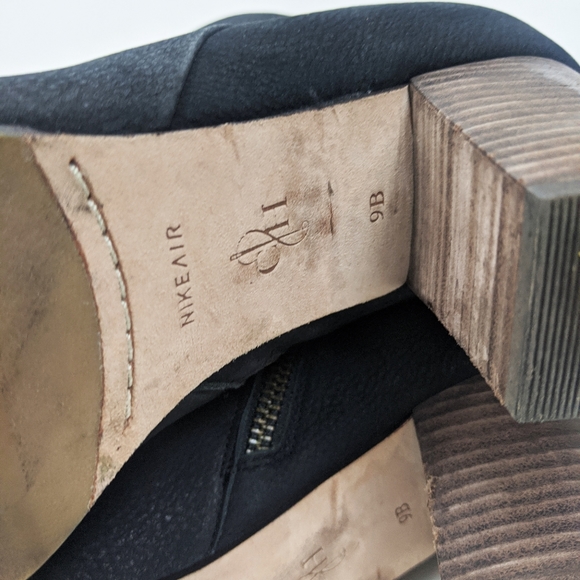 Cole Haan Cassidy Leather Ankle Booties Boots Womens 9 Black Nubuck - Picture 7 of 11